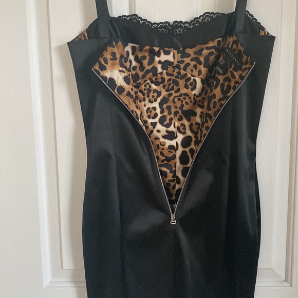 Twenty Cluny Satin Cocktail Dress - Picture 9 of 12